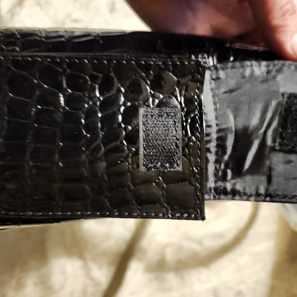 NWOT Buxton Style Bag and Accessories - Picture 4 of 16